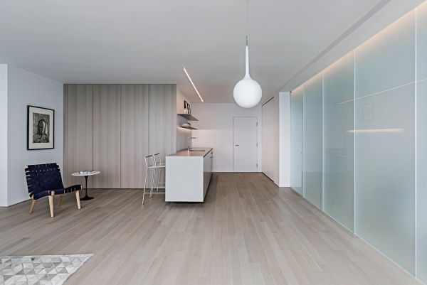 Towards Kitchen © Bill Zbaren