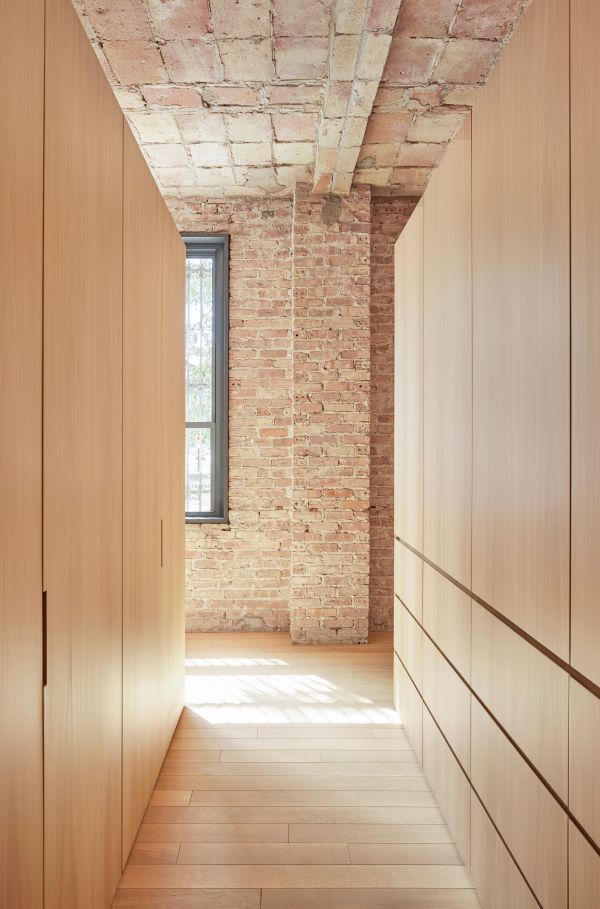 Dressing © Mike Schwartz