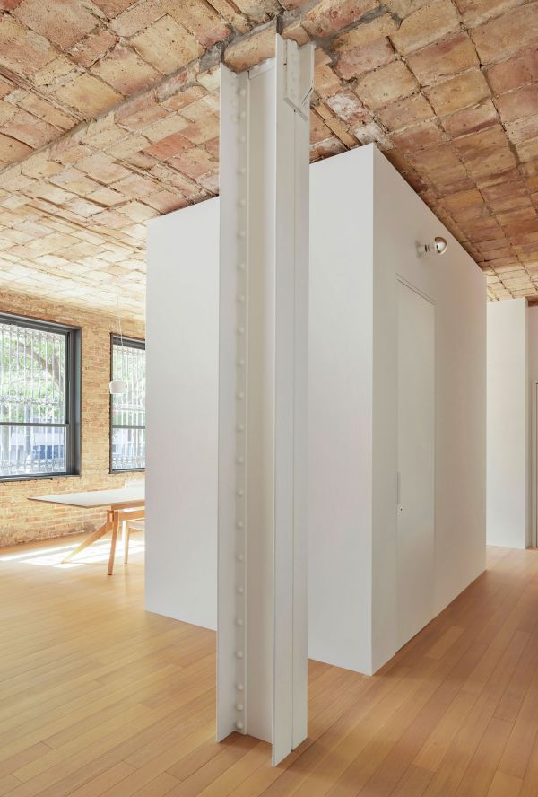 Towards Entry © Mike Schwartz