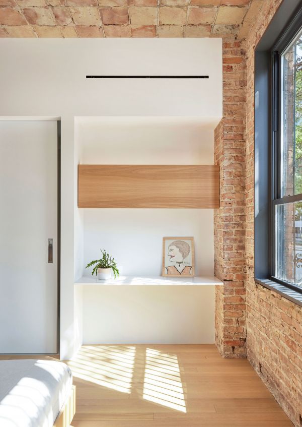 Bedroom © Mike Schwartz