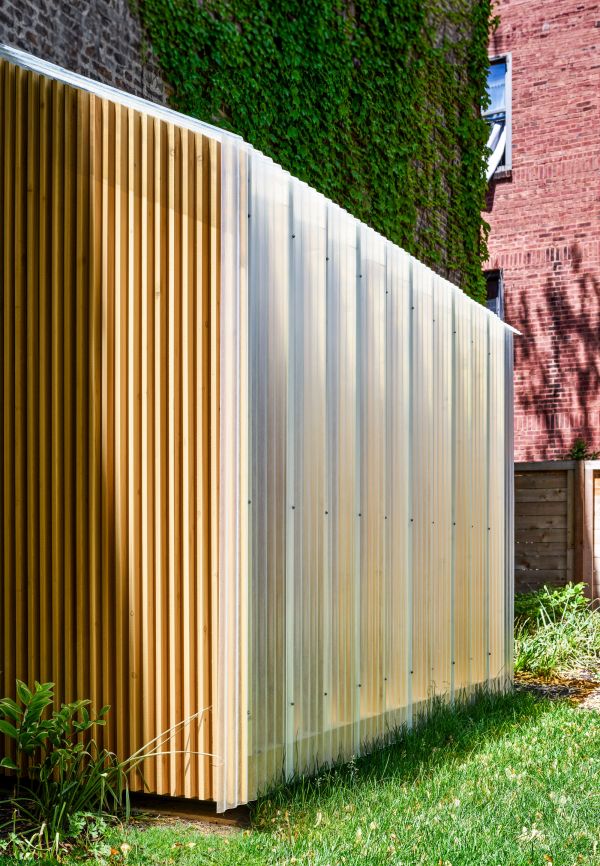 Exterior View © Adrien Williams