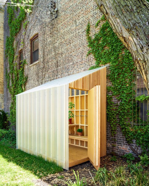 Exterior View © Adrien Williams